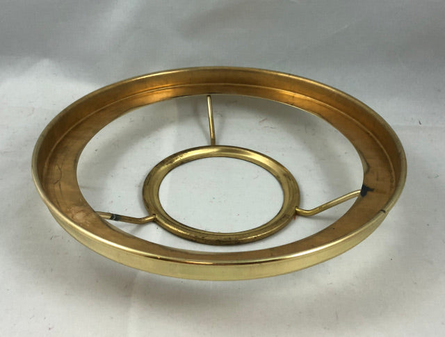 7" Brass Shade Holder with a 2-11/16"Center