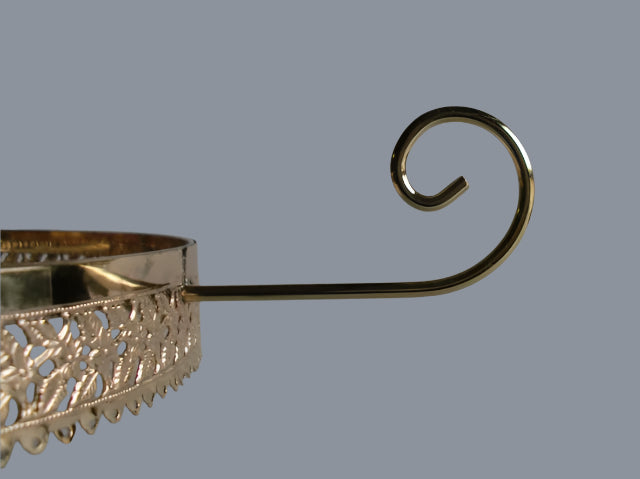 Decorative Swirled Brass Ends.