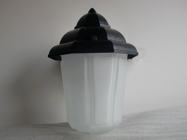 Black Hood Lantern