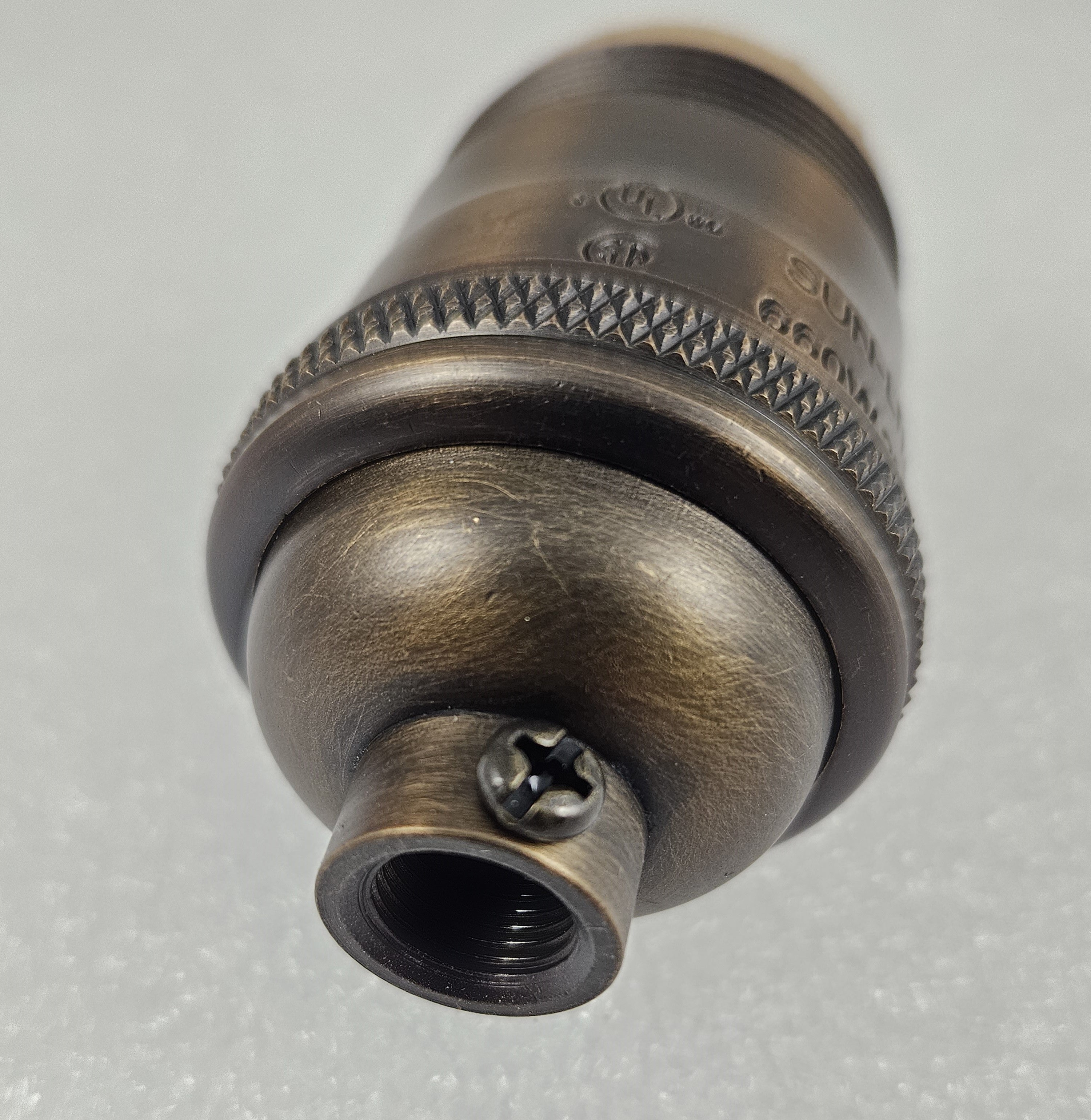 Uno Threaded Keyless Cast Antique Brass Socket