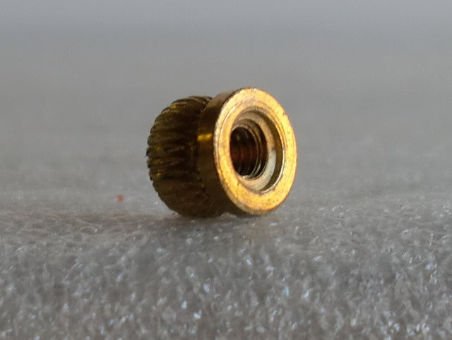 Burnished & Lacquered Small Knurled Knob