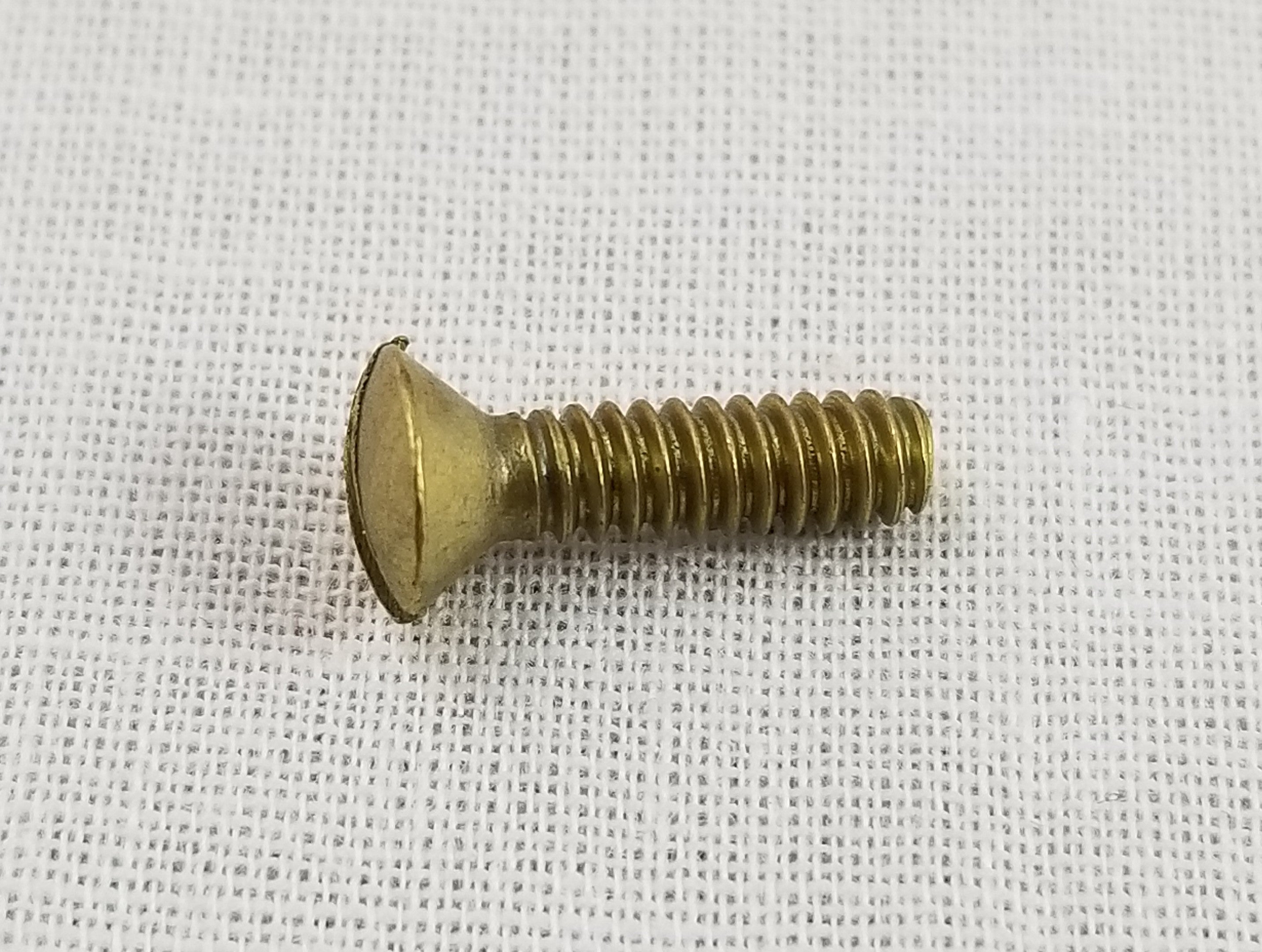1/2" Length - Steel Brass Plated Slotted Oval Head Screw - 6/32 Thread