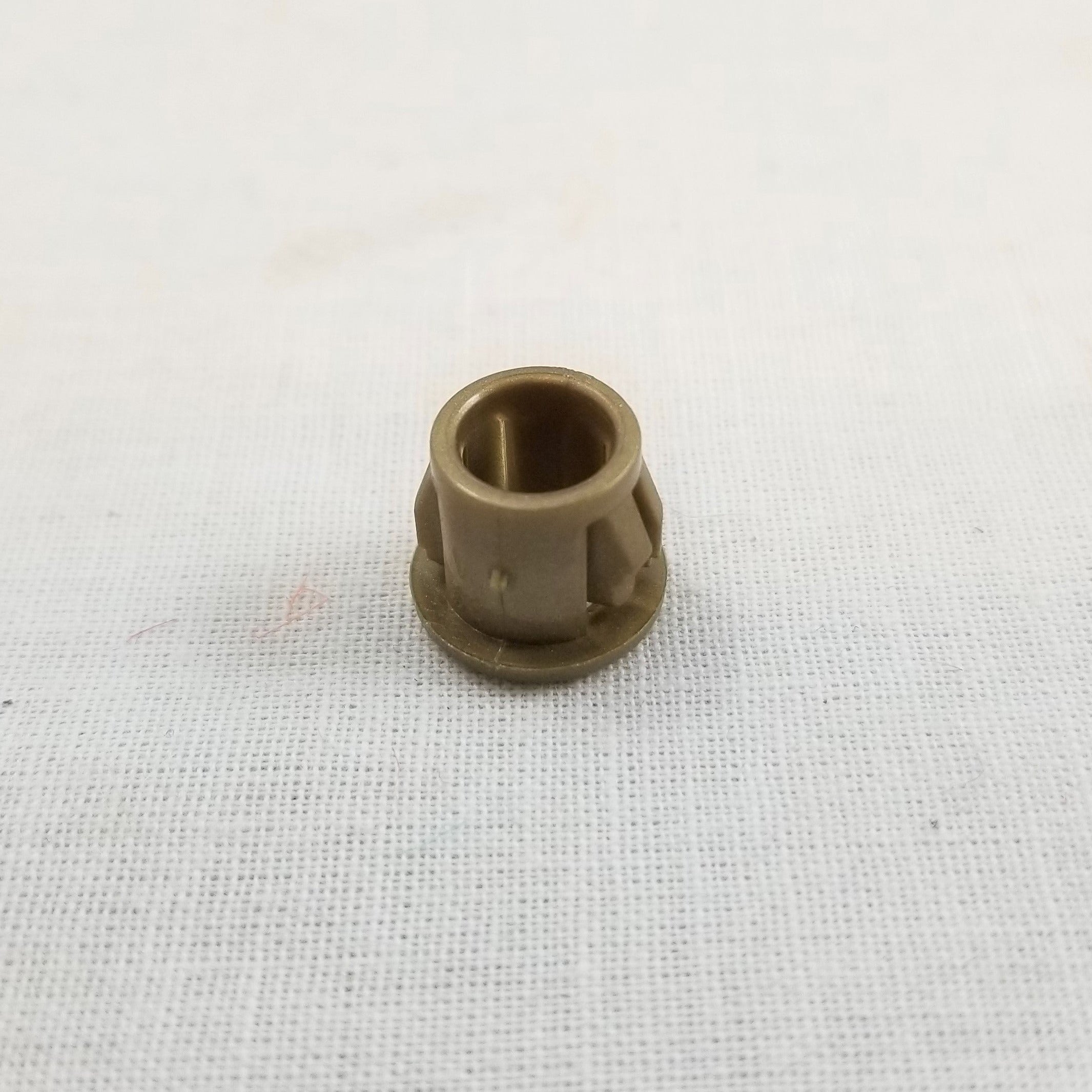 Heyco Snap Bushings - Gold - Fits Diameter Hole .375"