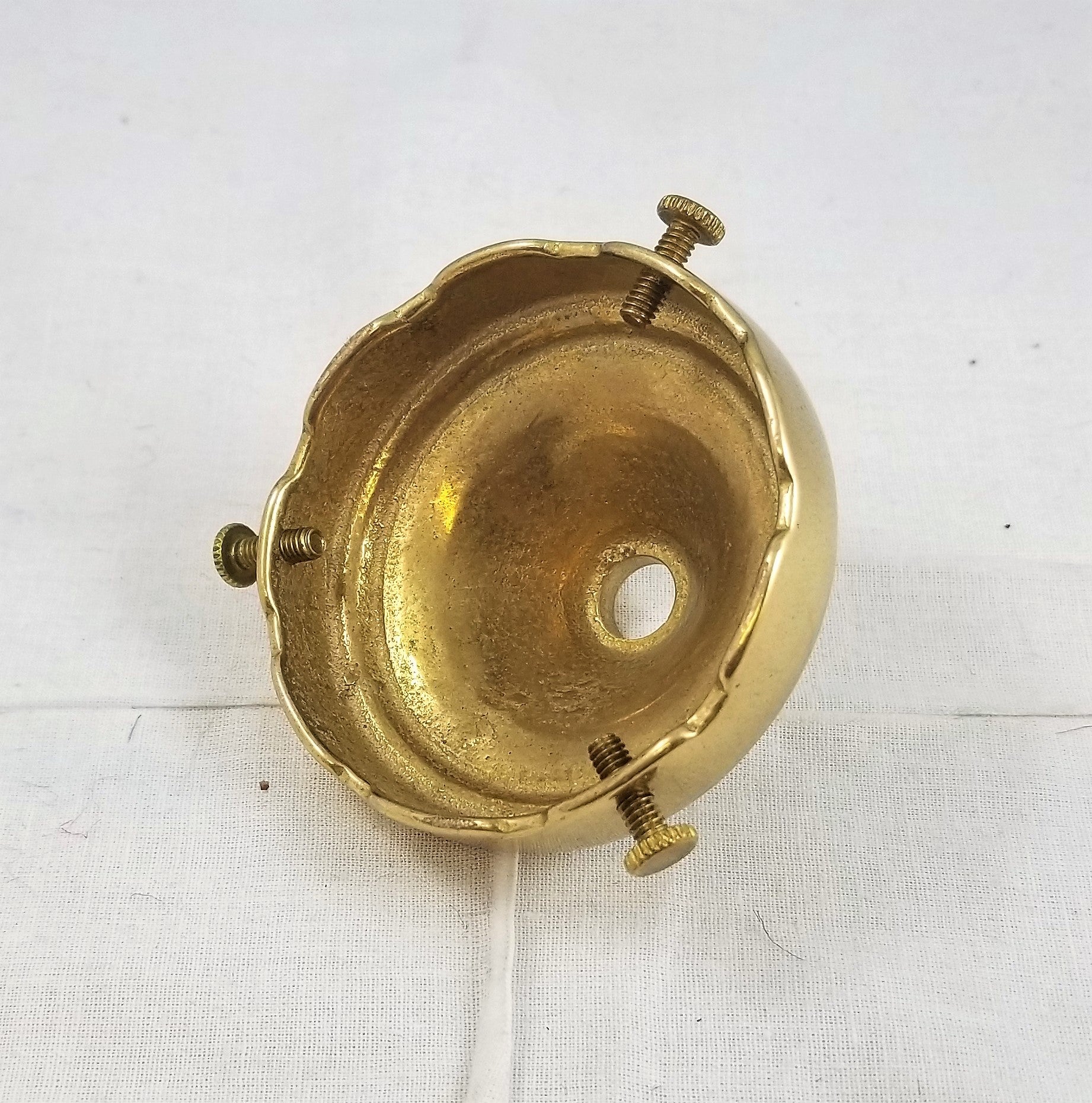 Ornate Cast Brass Shade Holder for a 2-1/4" Fitter - Polished and Lacquered