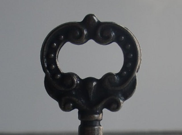 Antique Brass Die Cast Key Tapped 6/32"