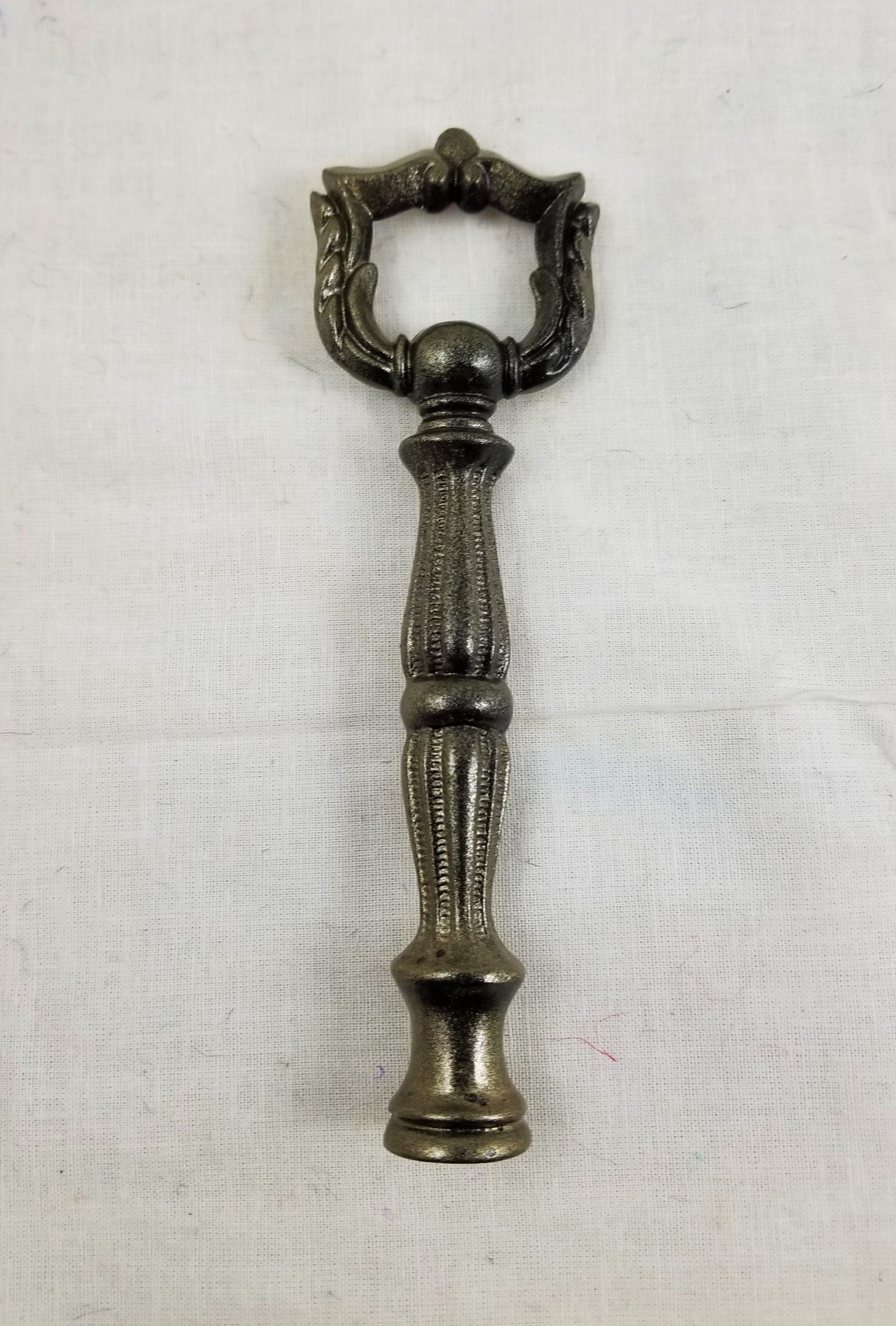 5-5/8" Antique Brass Finish - White Metal Statuesque Finial