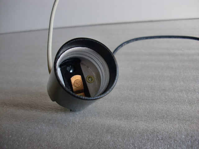 Medium Base Socket with 12" heat wire Leads 