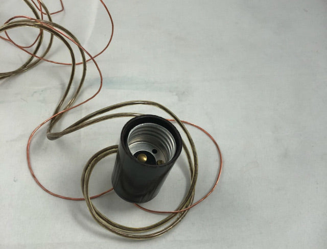 3-way Bottom Turn Knob Socket With Ground Wire