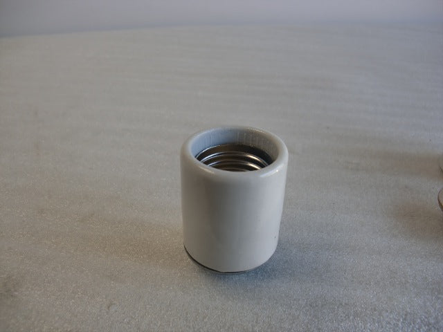 Leviton Porcelain Keyless Socket Edison Base