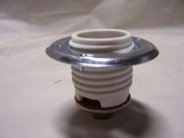Threaded Porcelain Socket w/ Ring & 1/8 IP Cap – My Lamp Parts