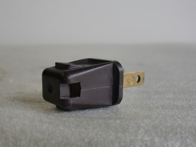 Brown Non-Polarized Easy to Assemble Leviton Plug