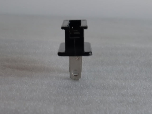 Black Safe-T Plug for SPT1 Wires