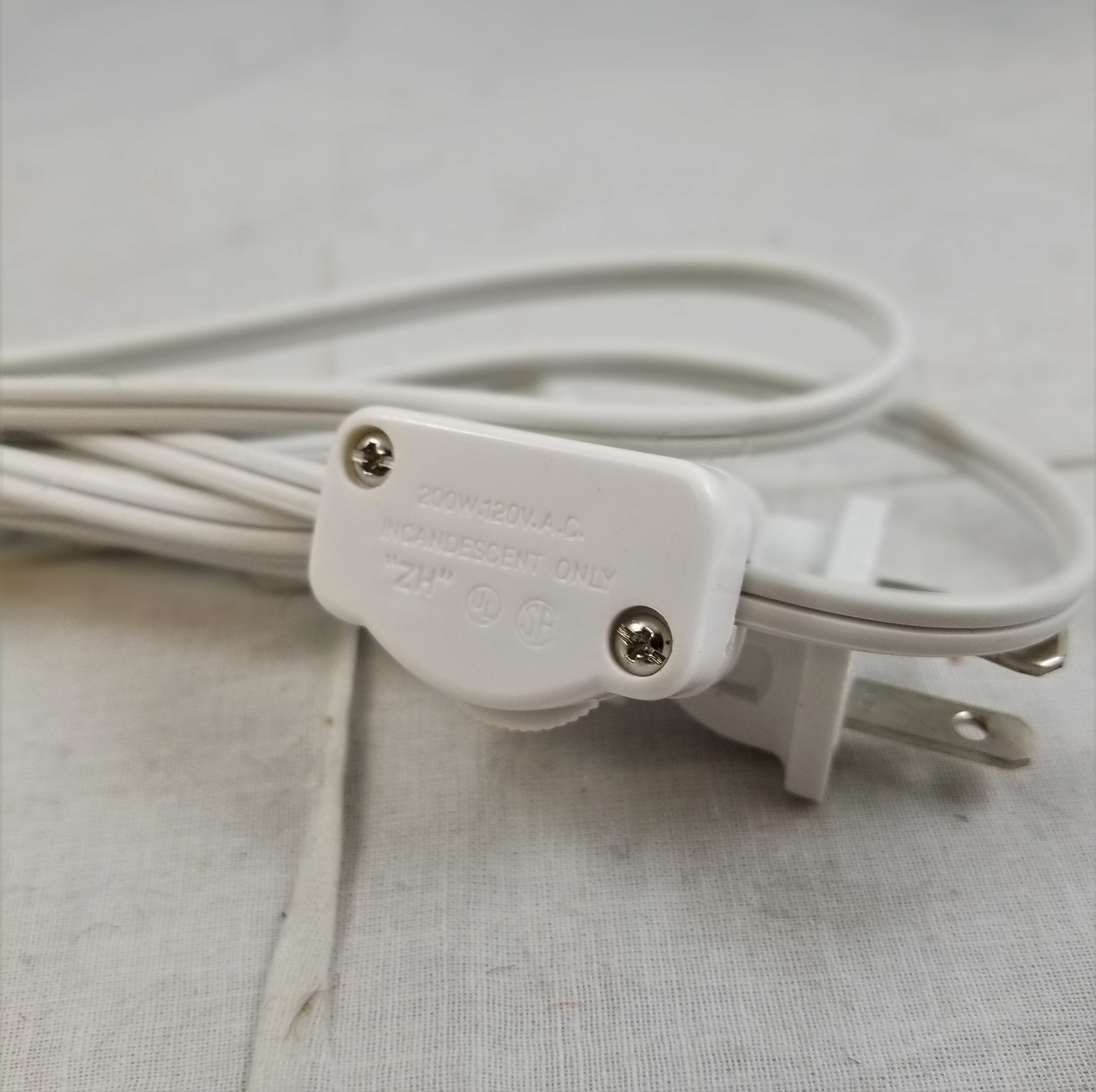 8ft. Plastic Cord Set - SPT-1 - White - w/ white Hi-Lo switch
