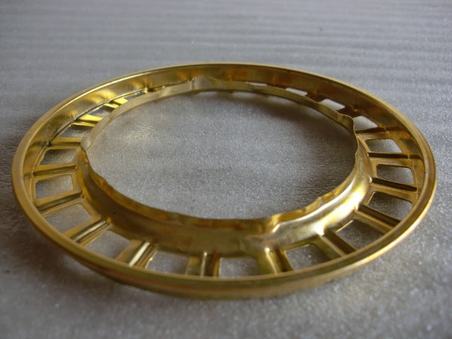 4" Brass Ball Shade Holder with and Inside Diameter of 2-7/8" (see more description)