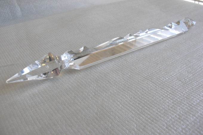 Cut Spear Prism Imported Crystal - 8"