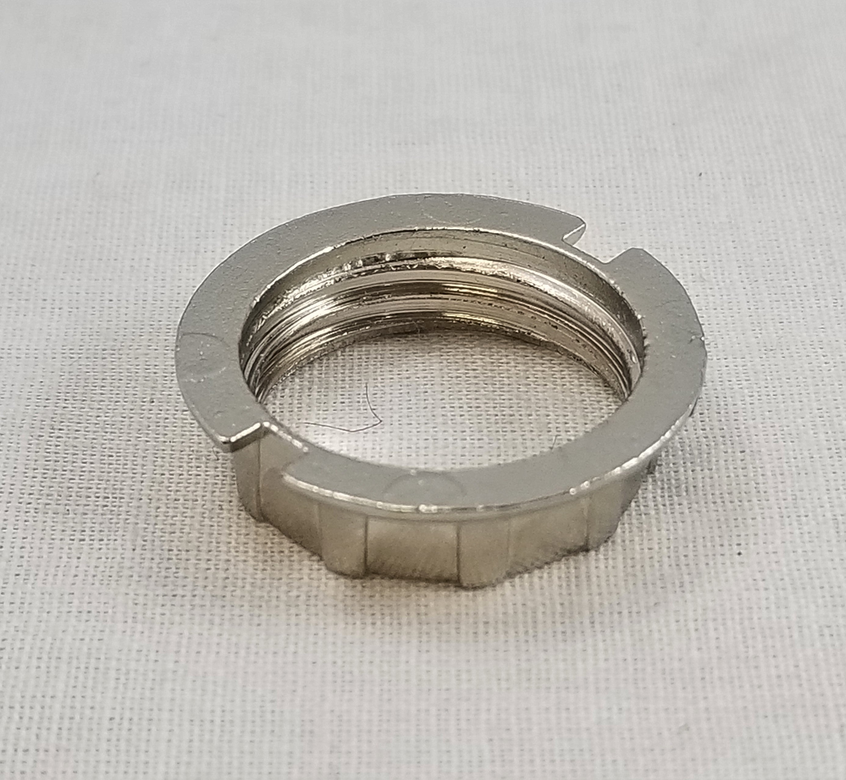 G-9 Porcelain Socket Threaded Ring