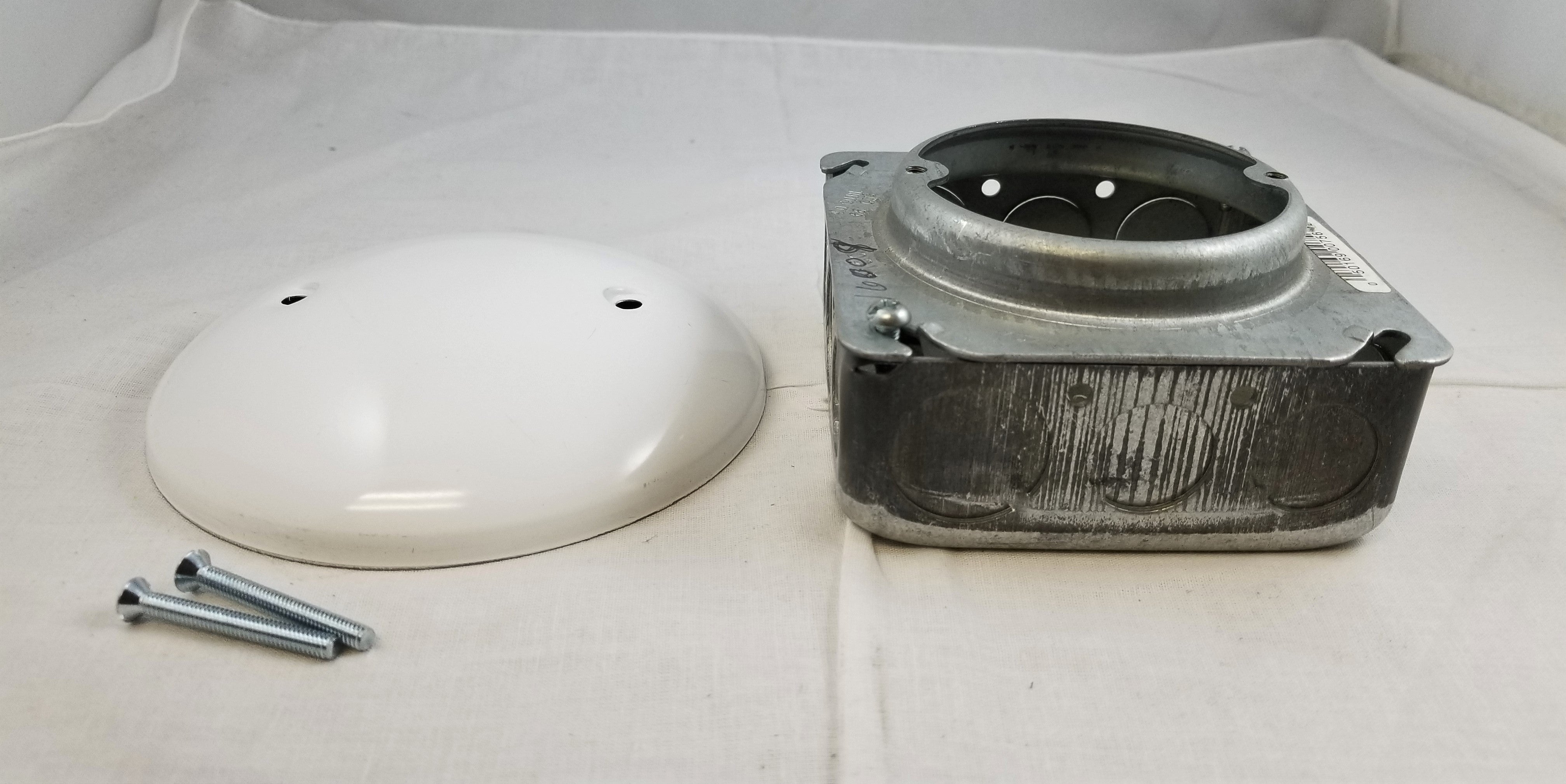 Dome Cover - Designed for a mud ring (NOT INCLUDED).