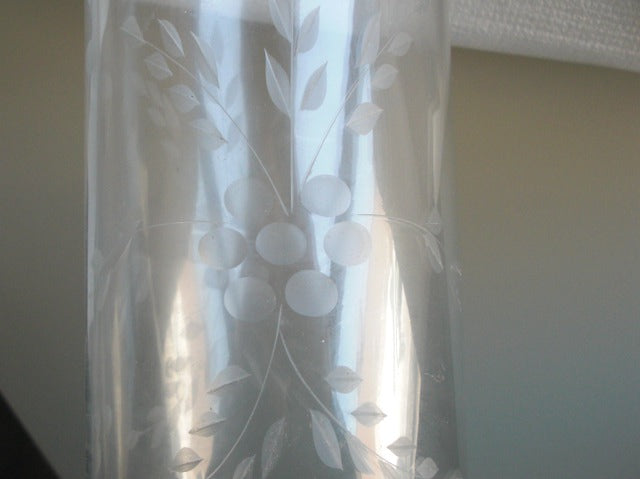 10" Crystal Etched Wheat Patterned Hurricane Shade