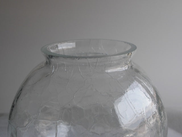 3.25 inch fitter globe for lighting fixture.