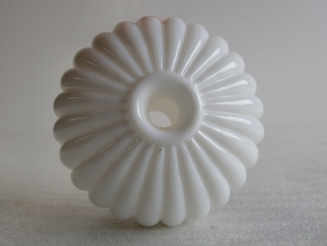 3-1/2" White Ribbed Ball Fount