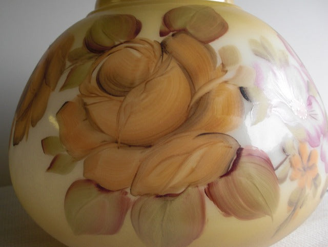 8-3/4" Decorative Glass Fount in Yellow