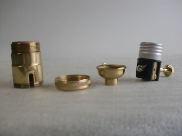 Uno Threaded Heavy Duty 3-Way Brass Turn Knob Socket with a Screw On Cap