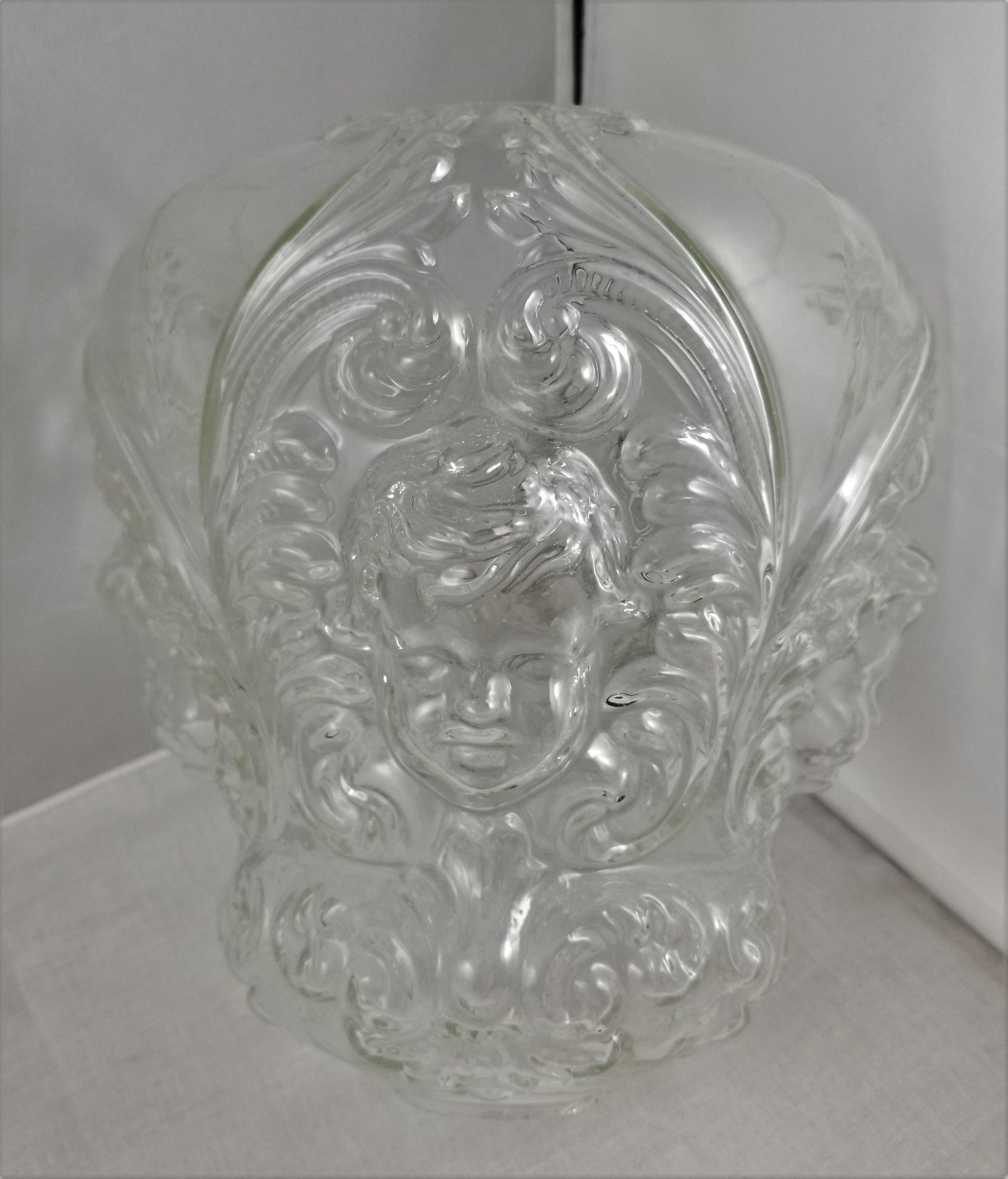 Clear Glass 'Cherub' Fount