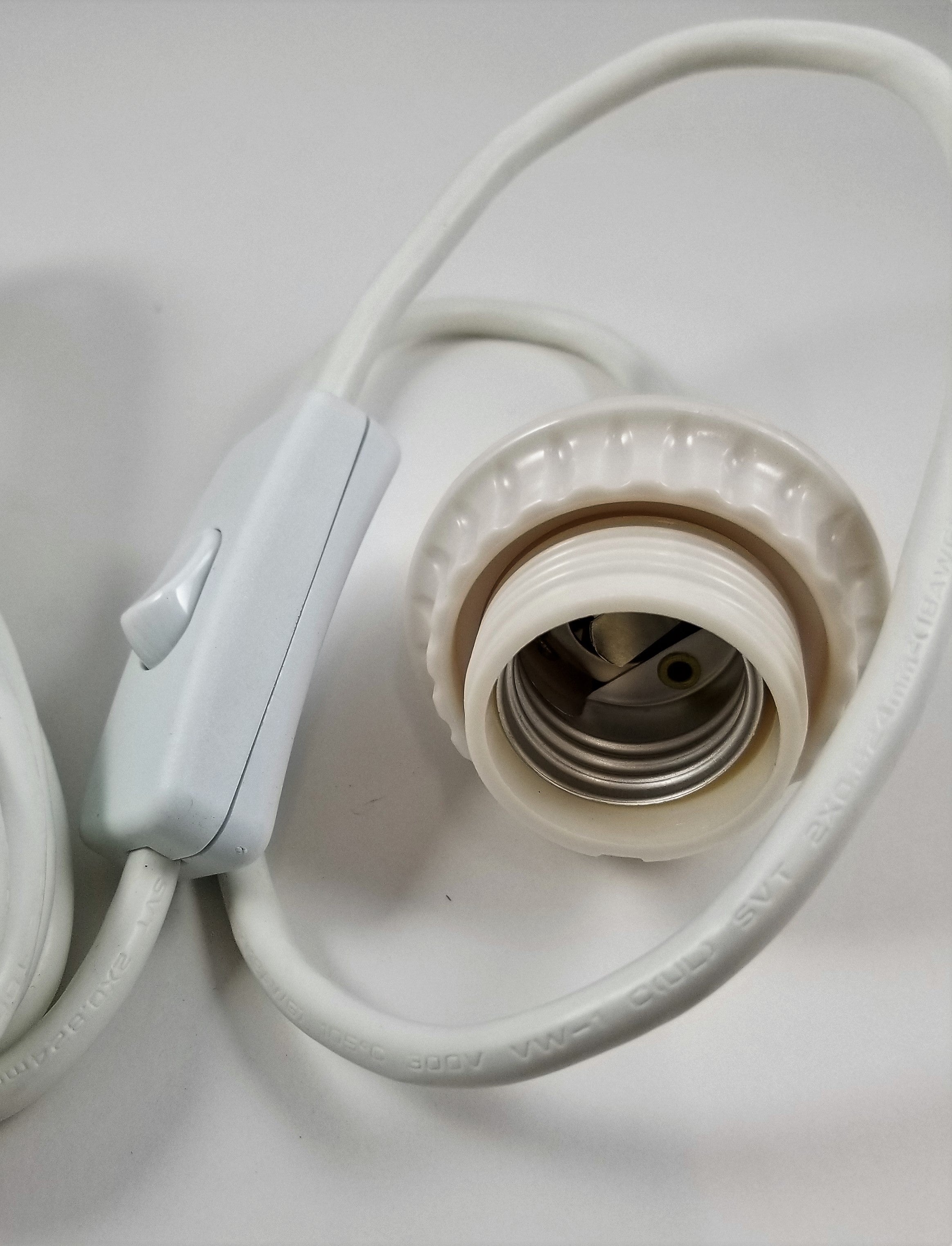 Pendant Kit - White Socket w/ White Cord and Switch