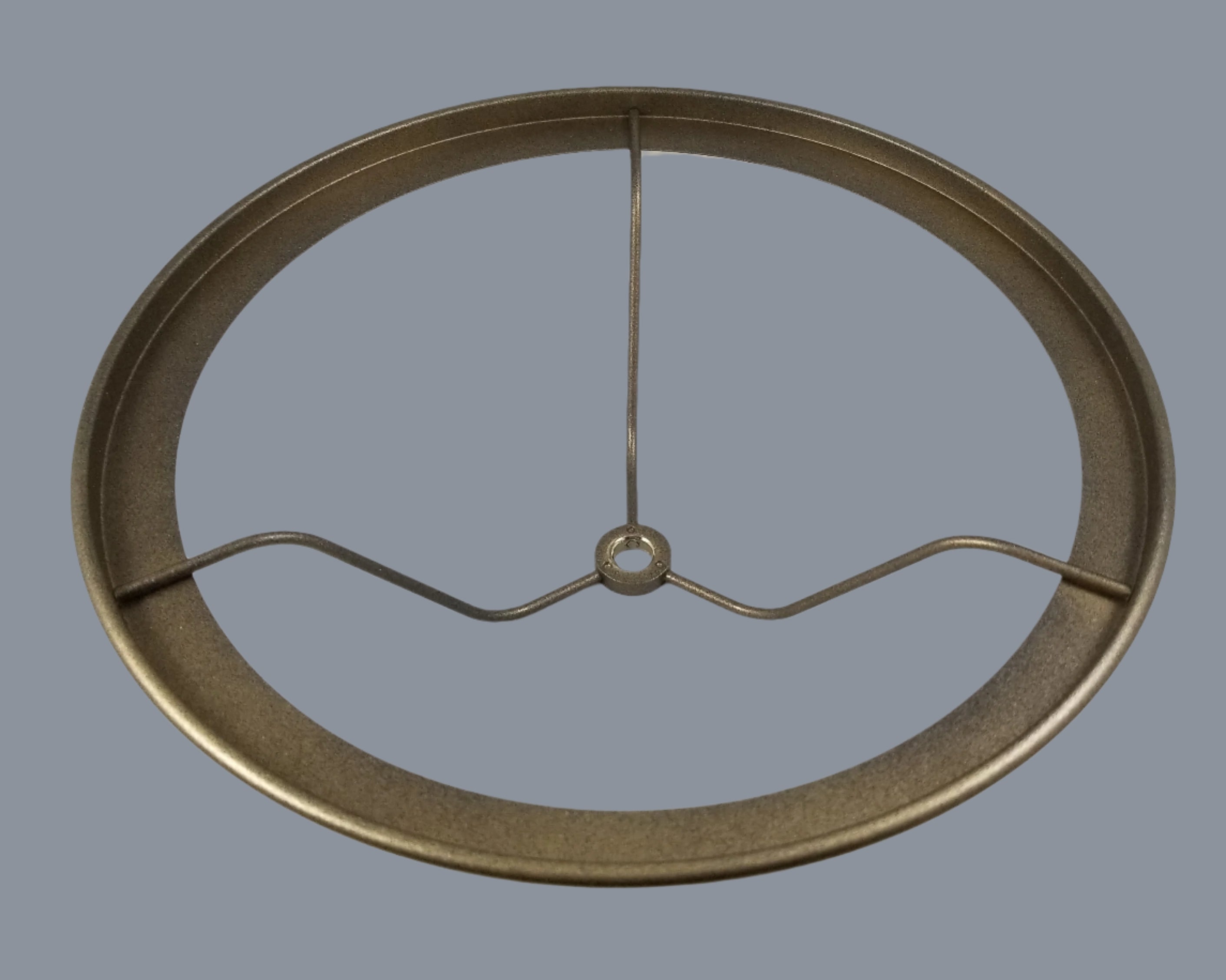 10" Antique Brass Finish Holder w/Spun Ring